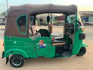 Bajaj RE 2024 Green