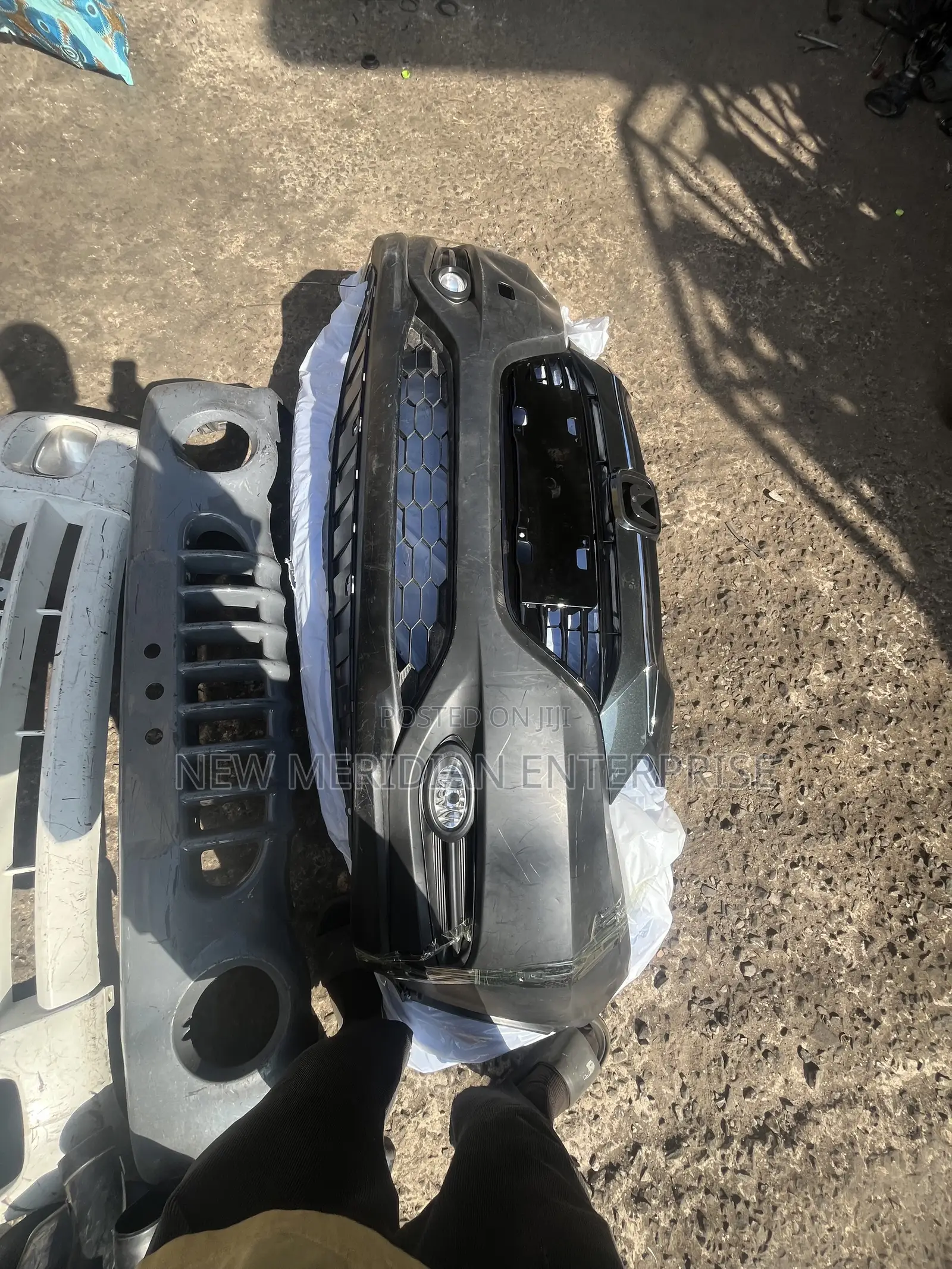Honda HRV 2015,2016,2017,to20201 Complete Bumper Available