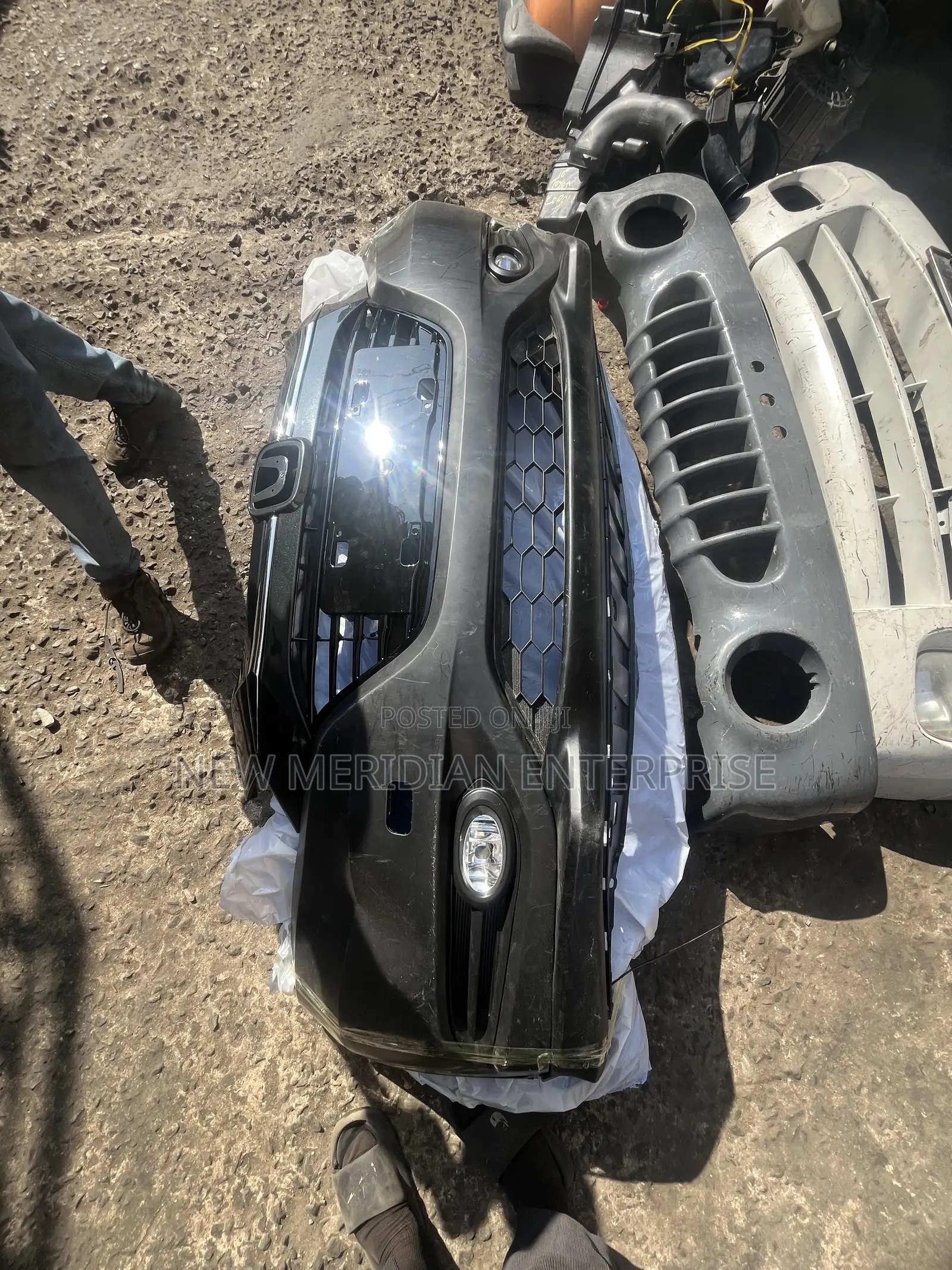Honda HRV 2015,2016,2017,to20201 Complete Bumper Available