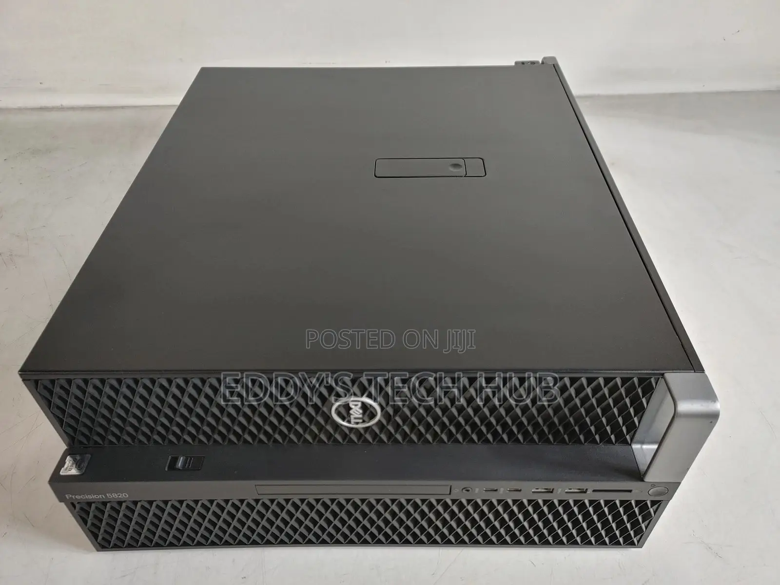 Desktop Computer Dell Precision 5820 32GB Intel Core i7 SSD 256GB