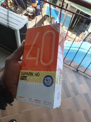 New Tecno Spark 40 Pro 256 GB Black