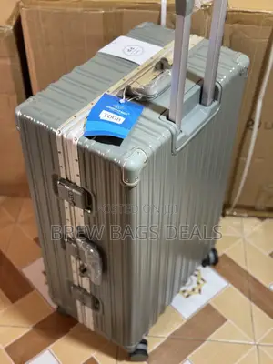 Premium Quality 3set Goodpartner Executive Purely Zipless Suitcase.