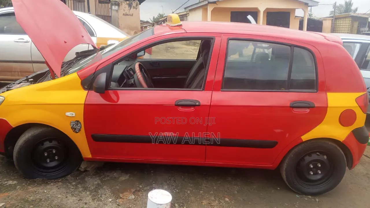 Hyundai I10 2022 Red