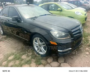 Mercedes-Benz C250 2012 Black