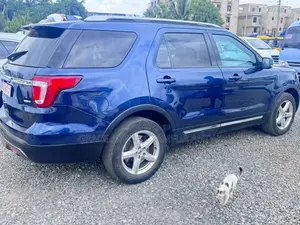 Ford Explorer XLT 4dr FWD (2.3L 4cyl 6A) 2017 Blue