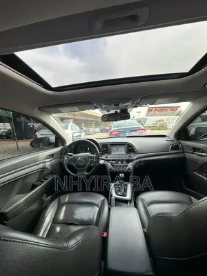 Hyundai Elantra Limited 2018 White