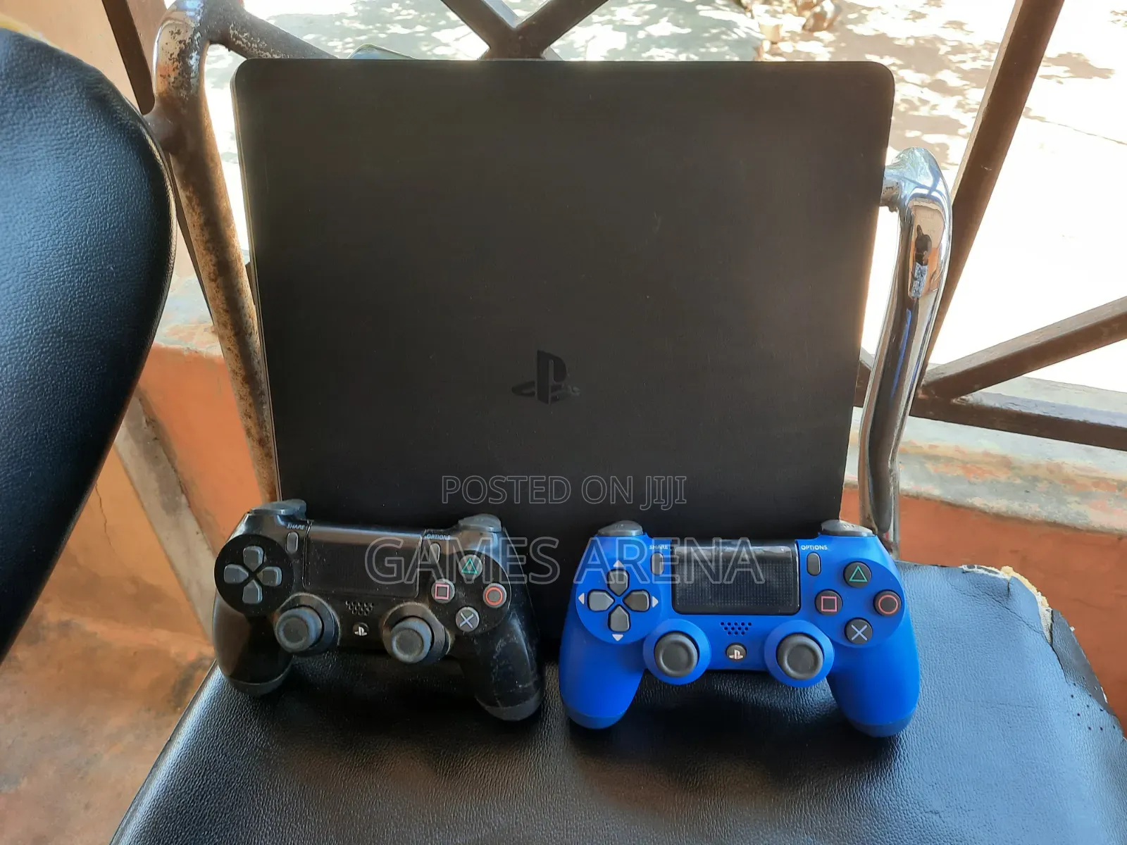 Ps4 Slim Jailbreak + 2 Controllers + 7 Games