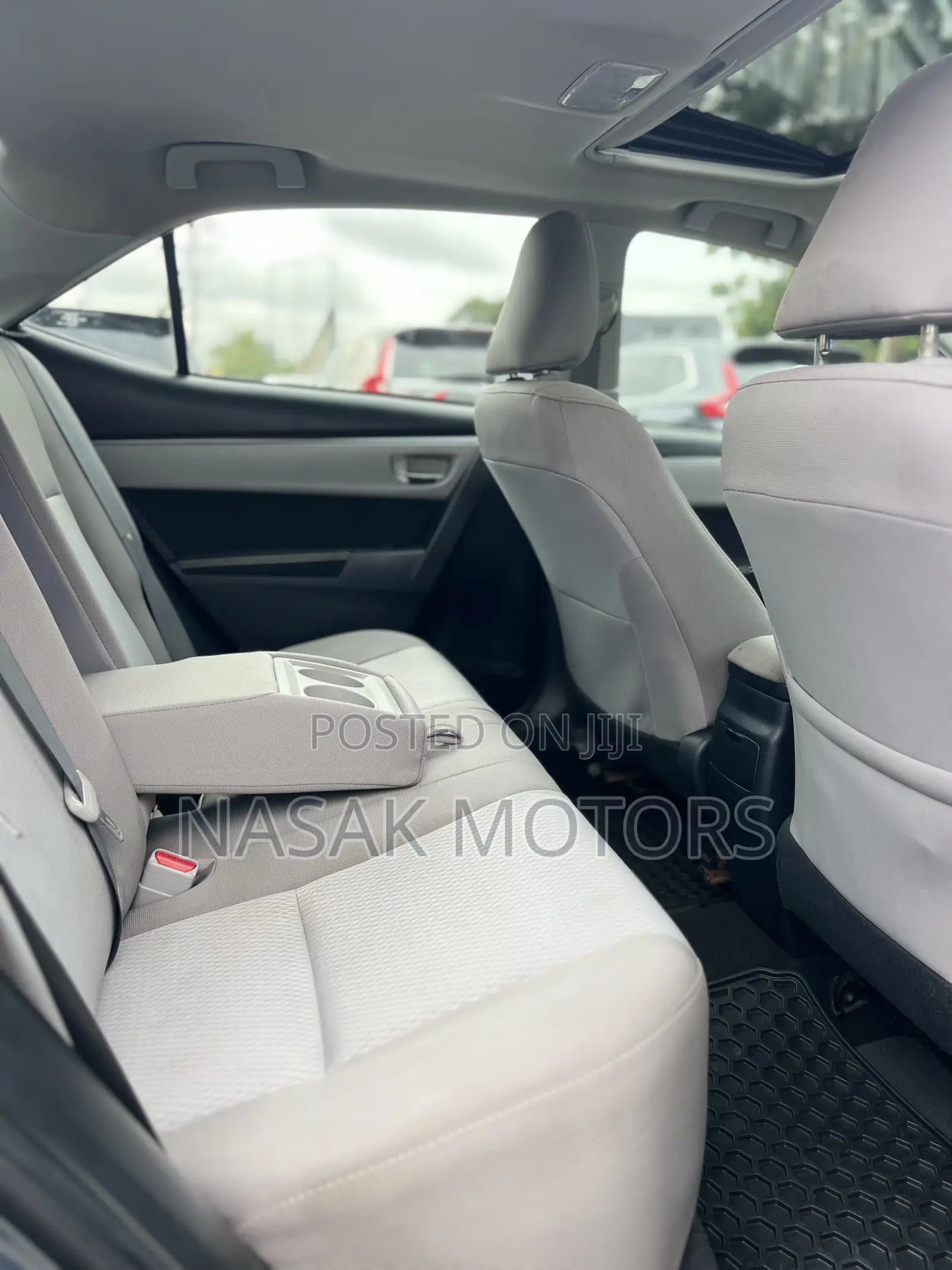 Toyota Corolla LE Eco Plus 4dr Sedan (1.8L 4cyl CVT) 2016 Gray