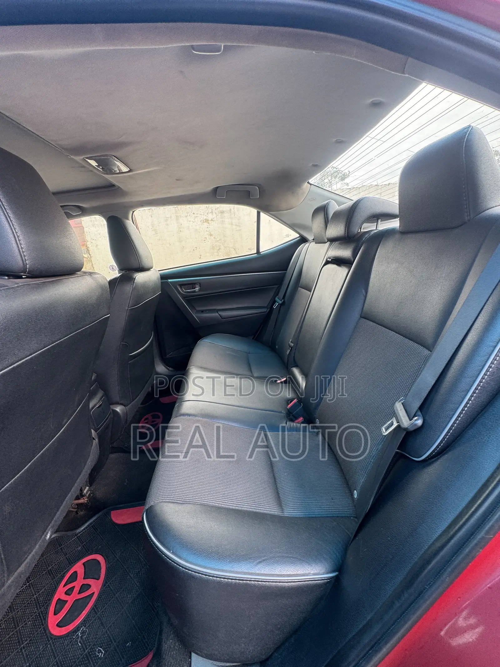 Toyota Corolla S 4dr Sedan (1.8L 4cyl CVT) 2015 Red