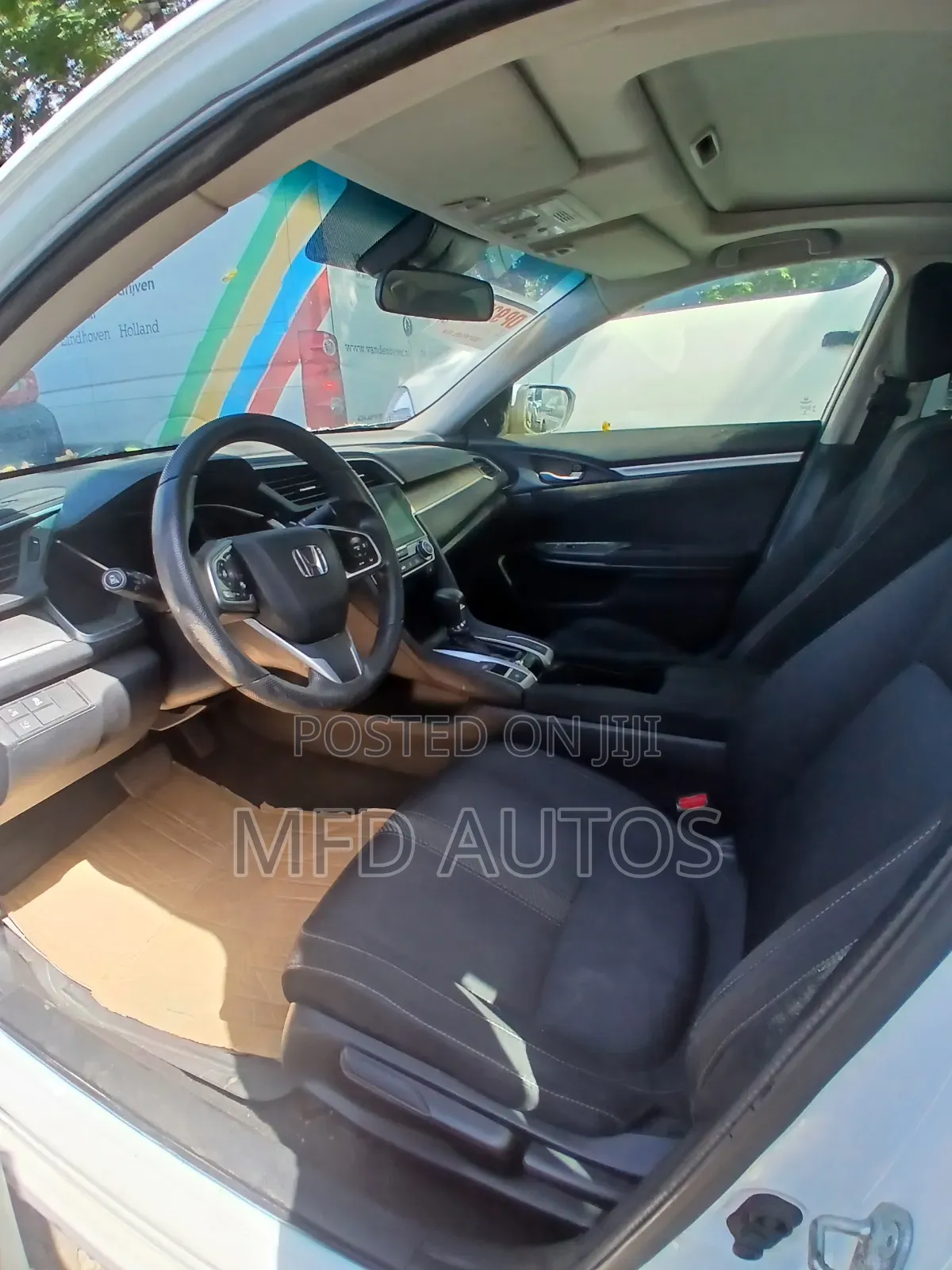 Honda Civic 2019 White