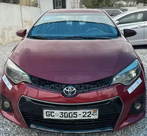 Toyota Corolla 2015 Red