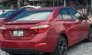 Toyota Corolla 2015 Red