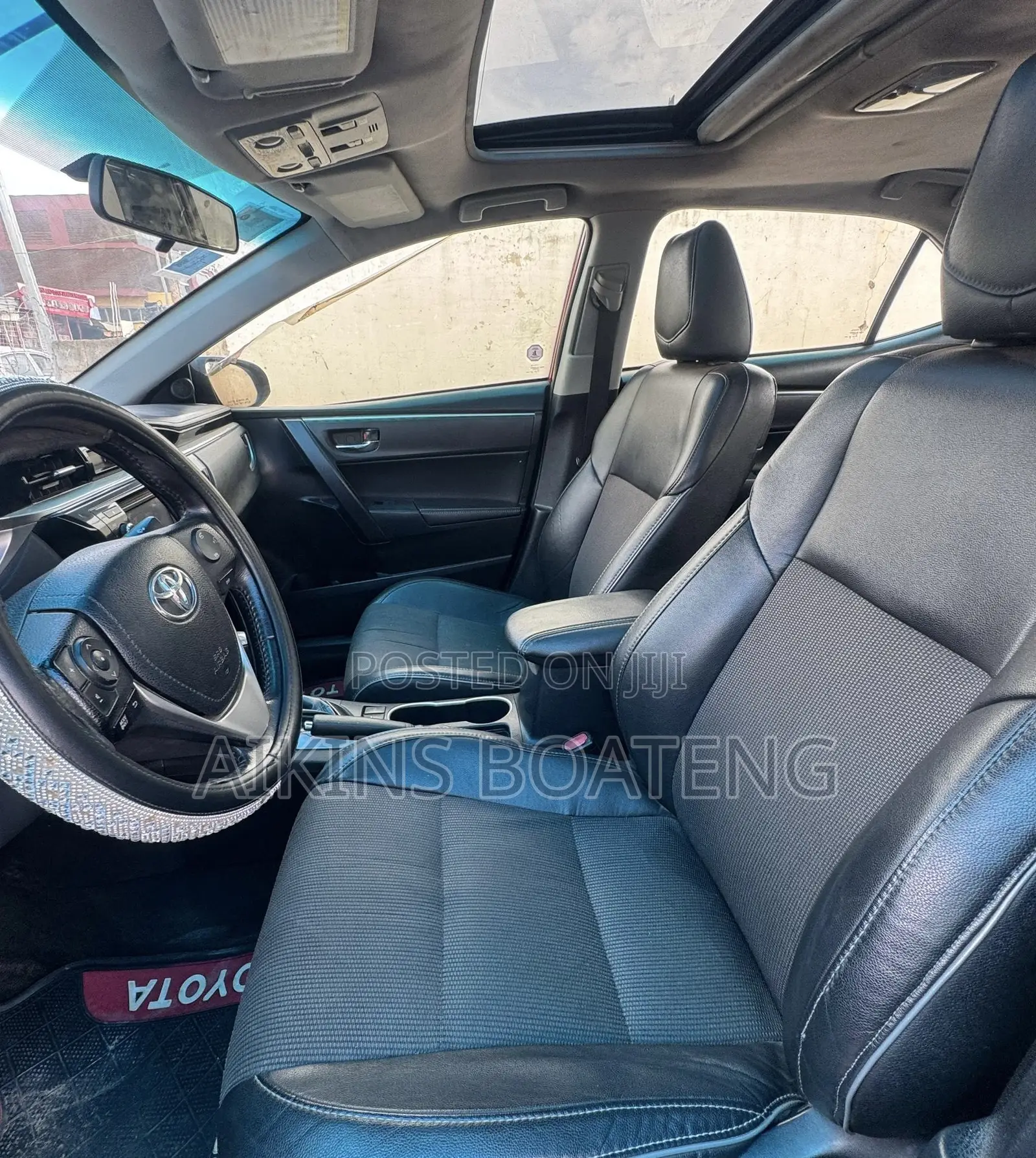Toyota Corolla 2015 Red