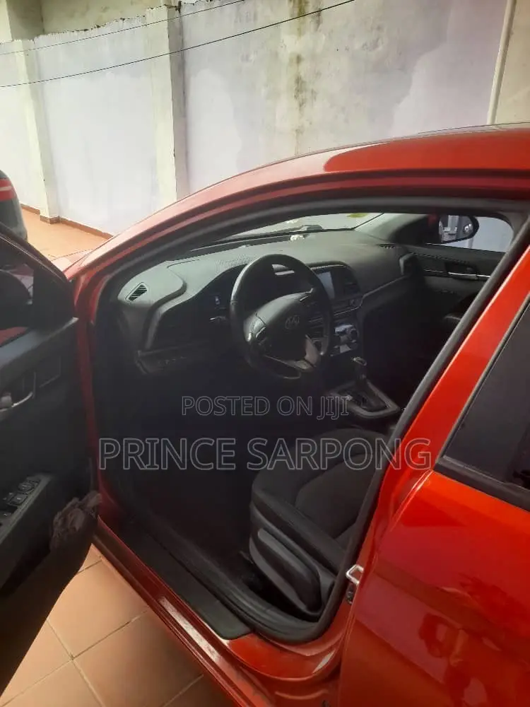 Hyundai Elantra Limited 2020 Red