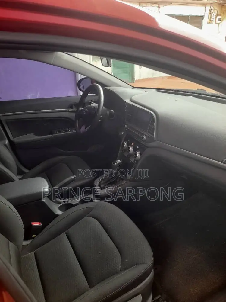 Hyundai Elantra Limited 2020 Red