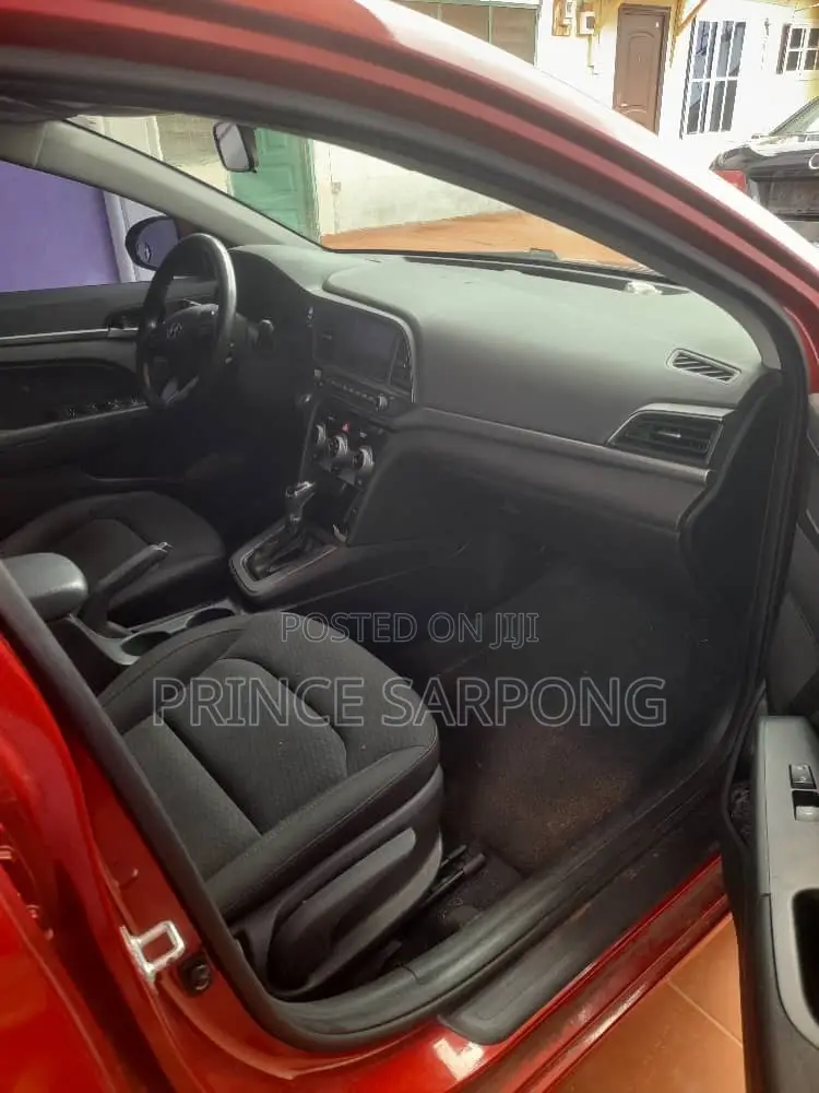 Hyundai Elantra Limited 2020 Red
