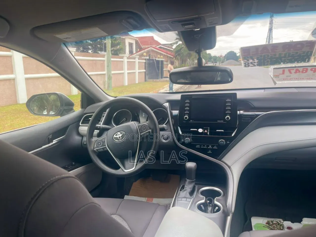 Toyota Camry 2021 Silver
