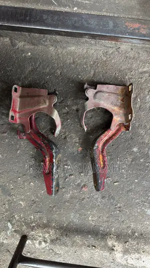 Rogue / Xtrail 2014,2015,2016,2017,2018,2019,2020 Bonnet Hinge/Inches