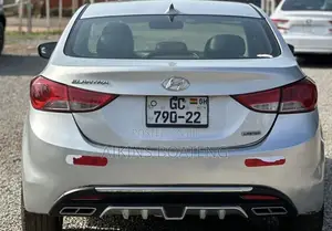 Hyundai Elantra 2013 Silver