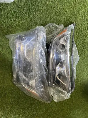 Honda Cr-v 2017-3018-2019-2020-2021-2022 Headlight Pair