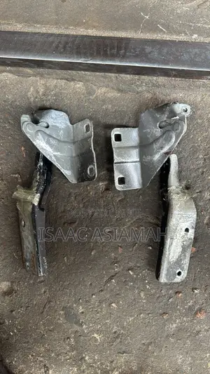 Nissan Rogue 2008,2009,2010,2011,2012,2013 Bonnet Hinge/ Inches