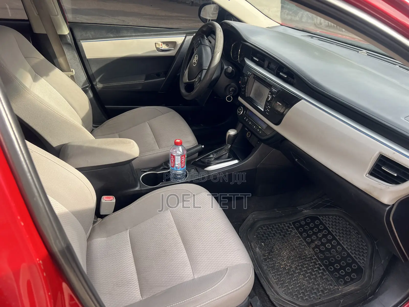 Toyota Corolla 2015 Red