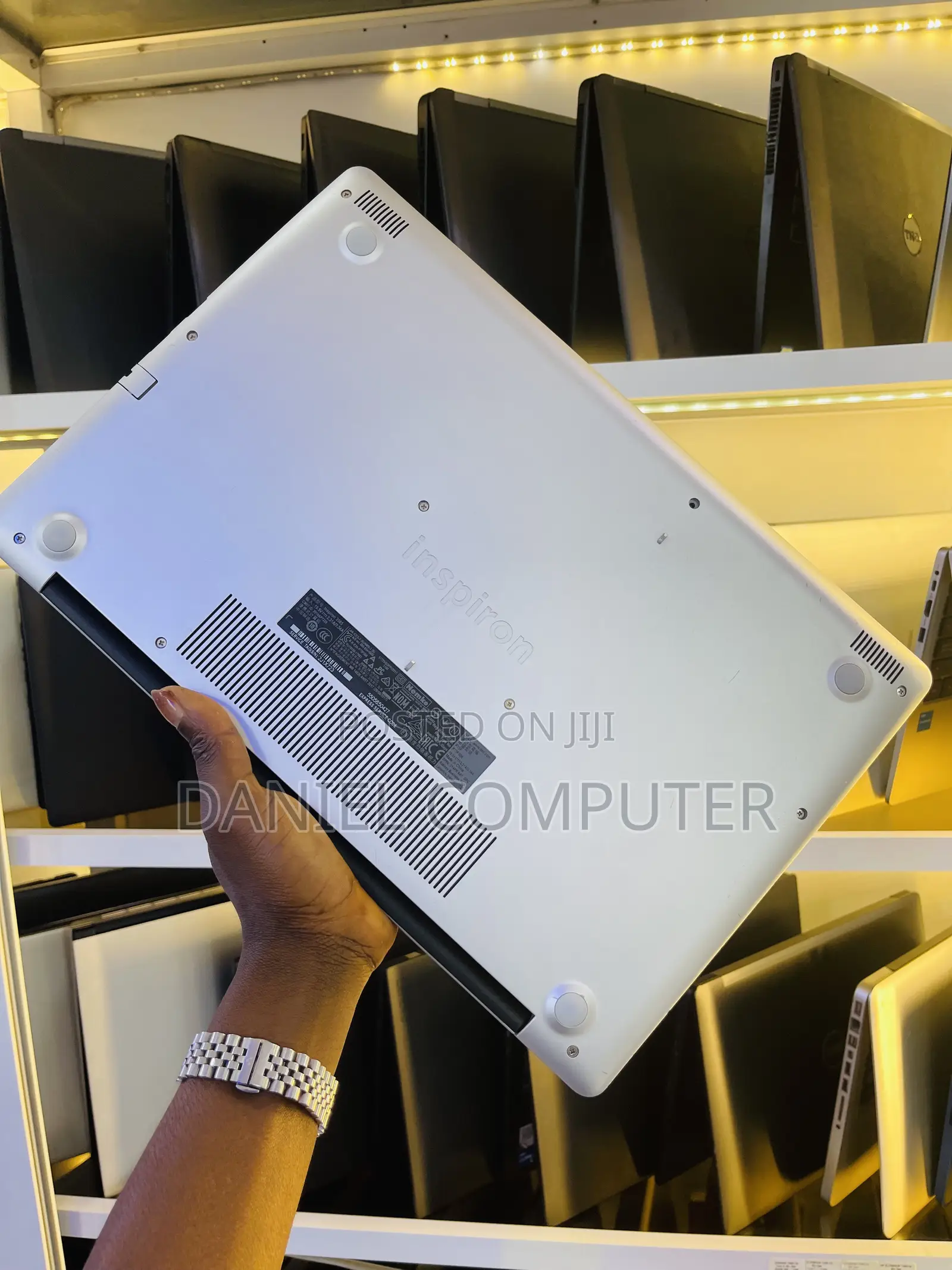 Laptop Dell Inspiron 3542 8GB AMD Ryzen 5 SSD 256GB
