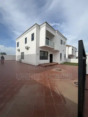 4bdrm House in Adenta for sale