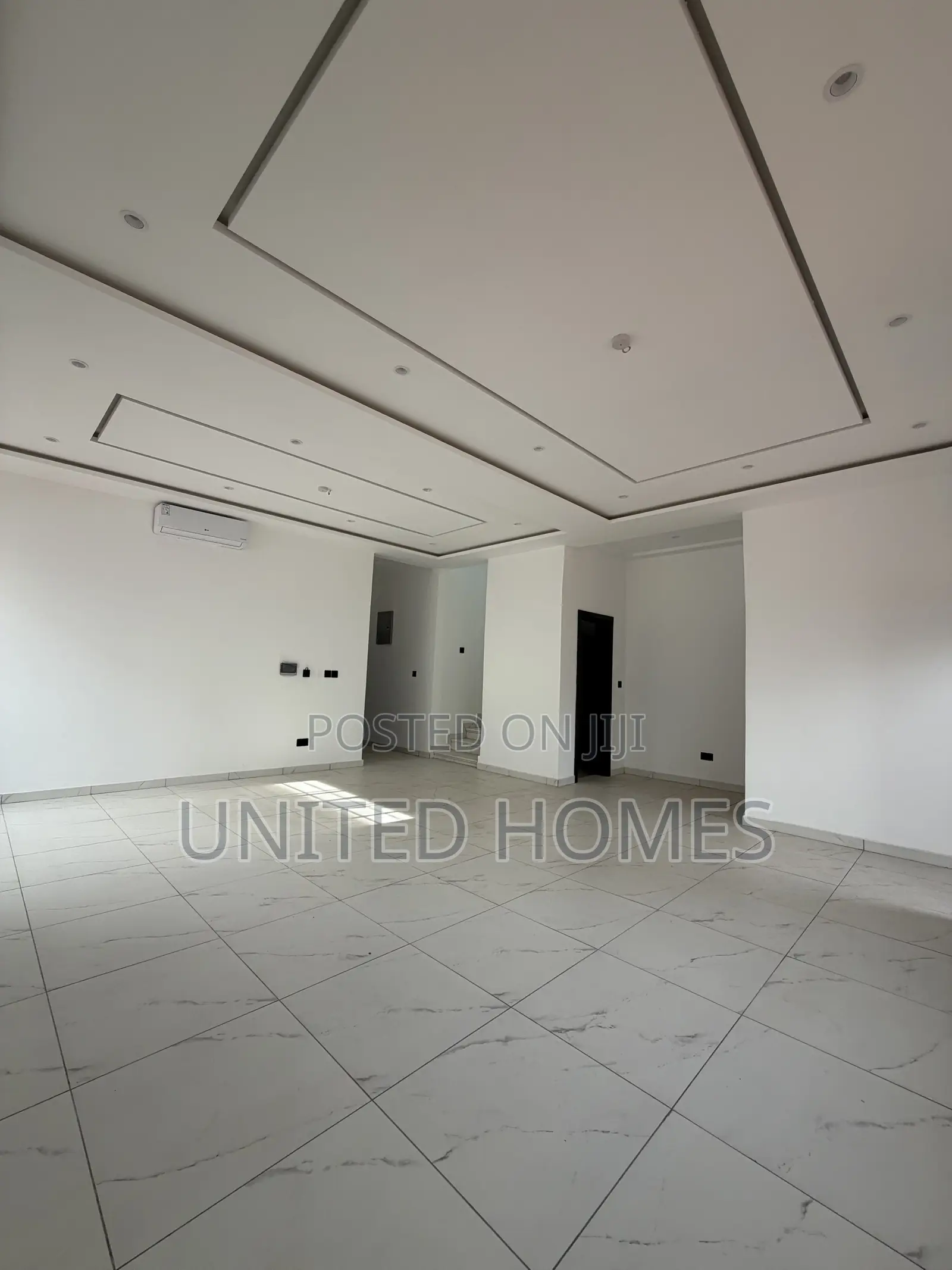 4bdrm House in Adenta for sale