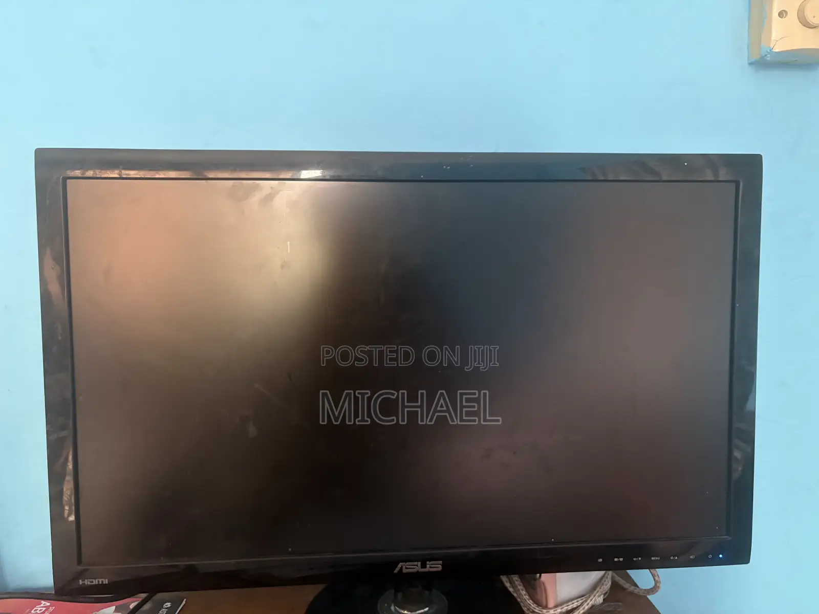 ASUS 32”inches Monitor