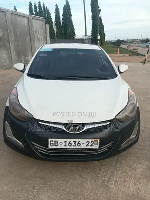 Hyundai Elantra 2013 White