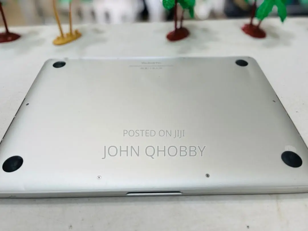 Laptop Apple MacBook Pro 2015 8GB Intel Core i5 SSD 256GB