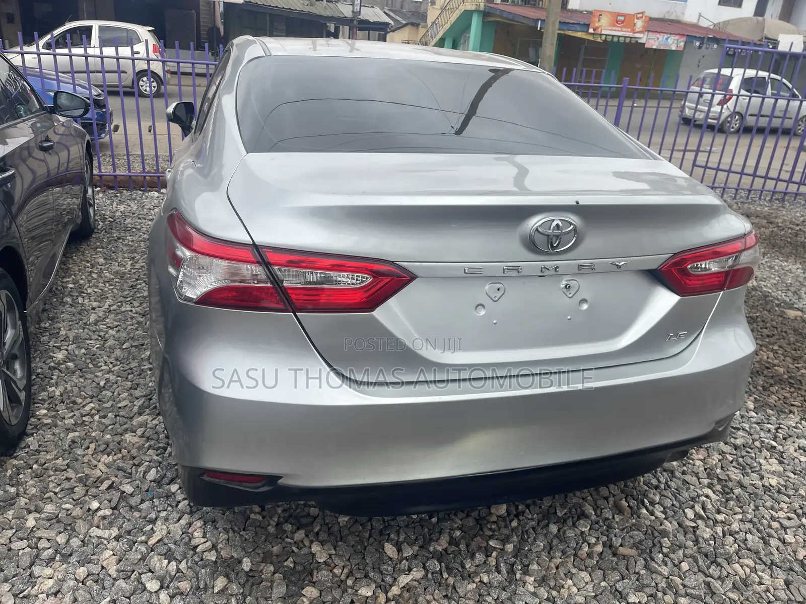 Toyota Corolla LE 2020 Silver