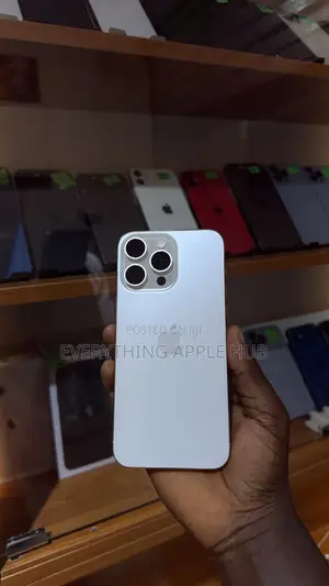 Apple iPhone 15 Pro Max 256 GB White