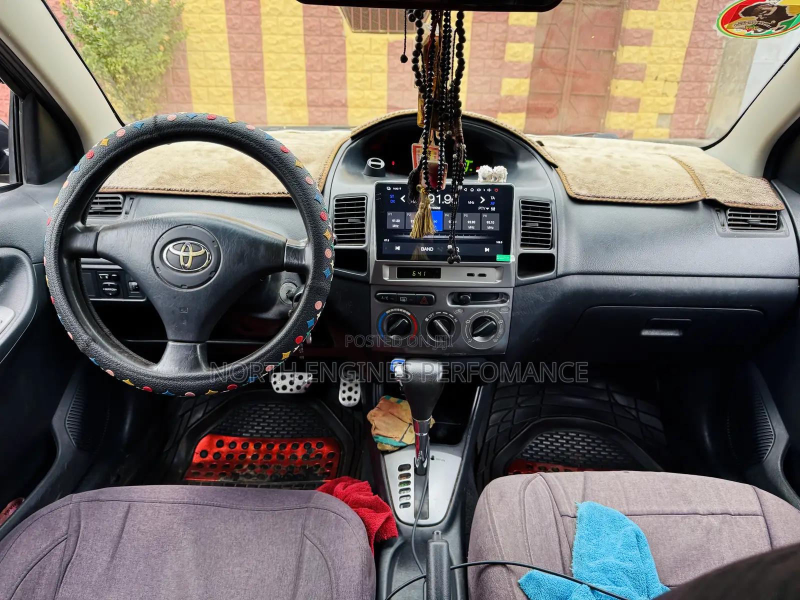 Toyota Yaris 2010 Black