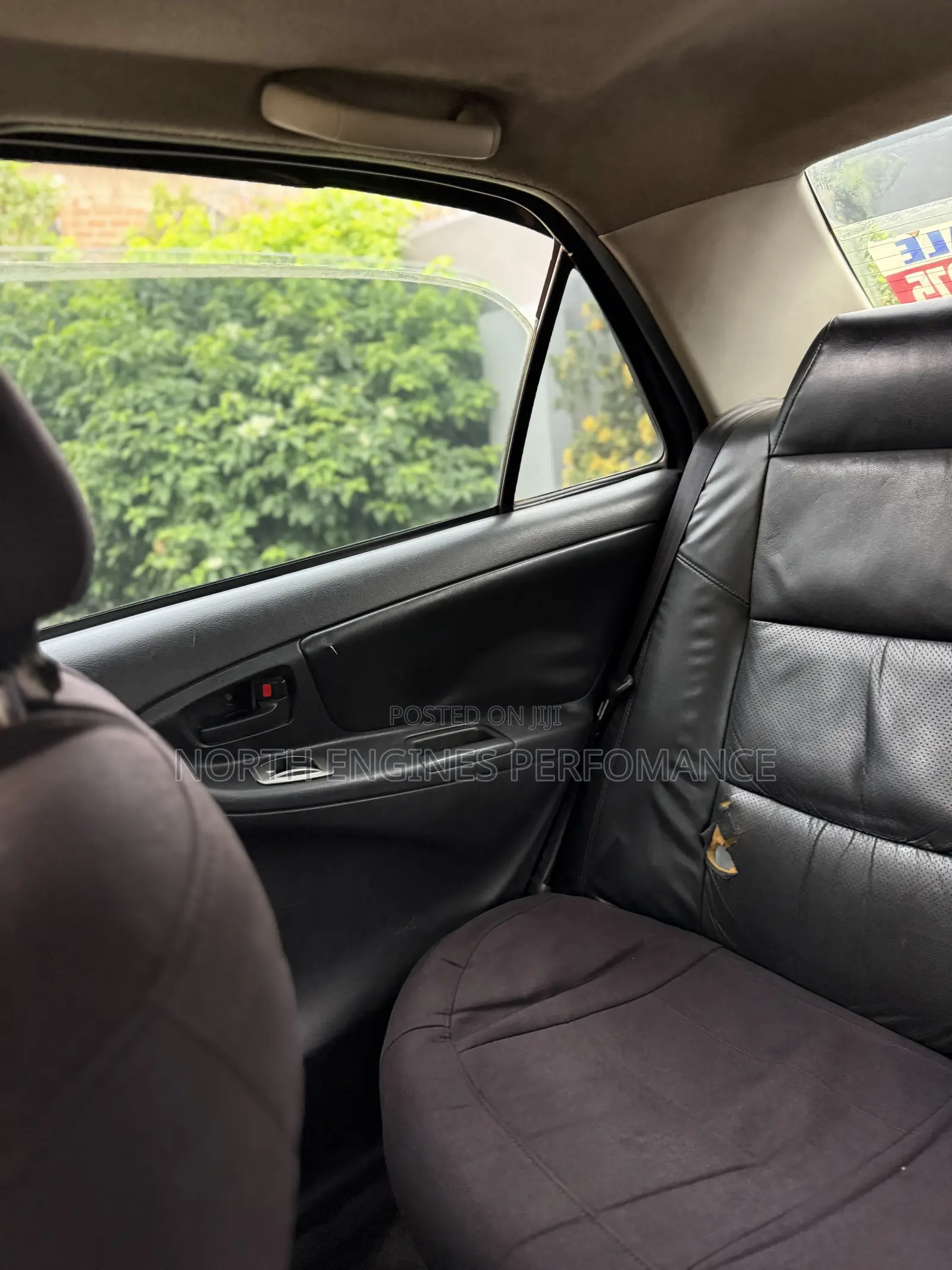 Toyota Yaris 2010 Black