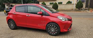 Toyota Vitz 1.5 FWD 5dr 2016 Red