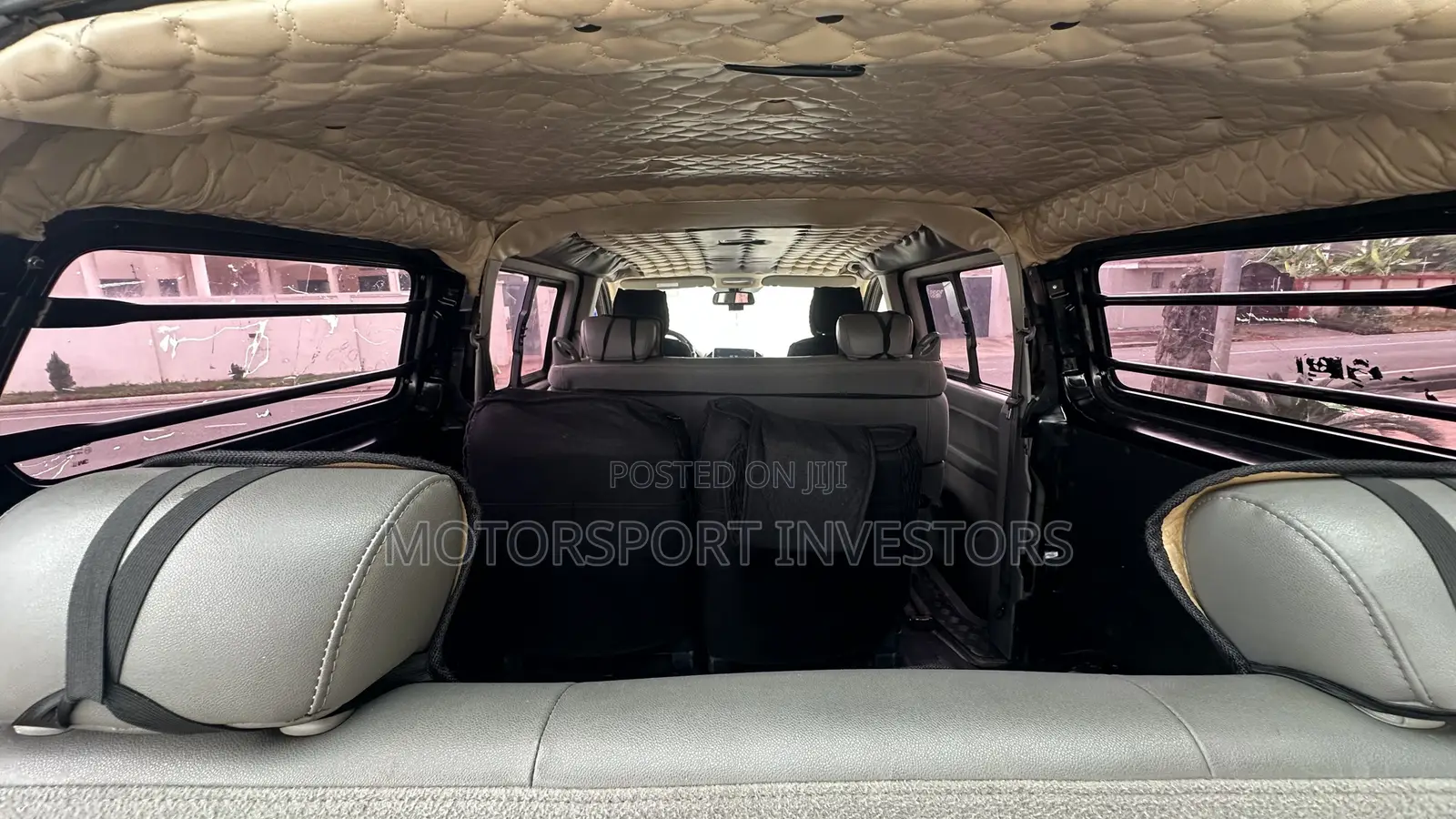 Hyundai Starex 2014 Orange