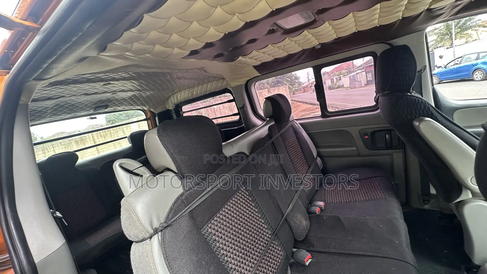 Hyundai Starex 2014 Orange