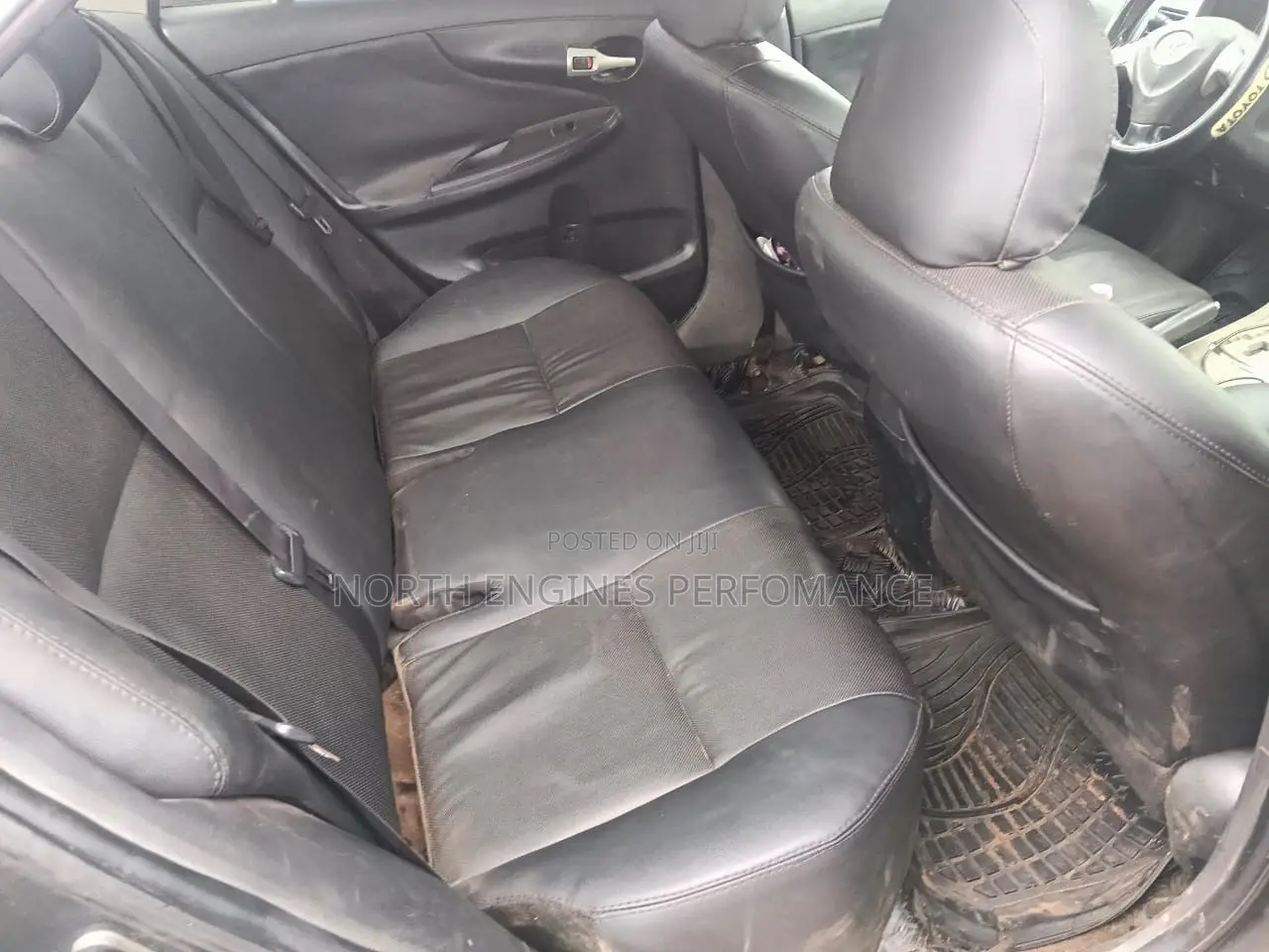 Toyota Corolla S 4dr Sedan (1.8L 4cyl 4A) 2011 Gray