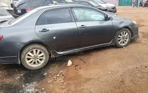 Toyota Corolla S 4dr Sedan (1.8L 4cyl 4A) 2011 Gray