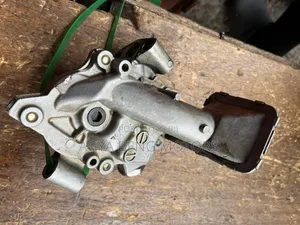 Toyota Corolla 2zr/09 Oil Pump