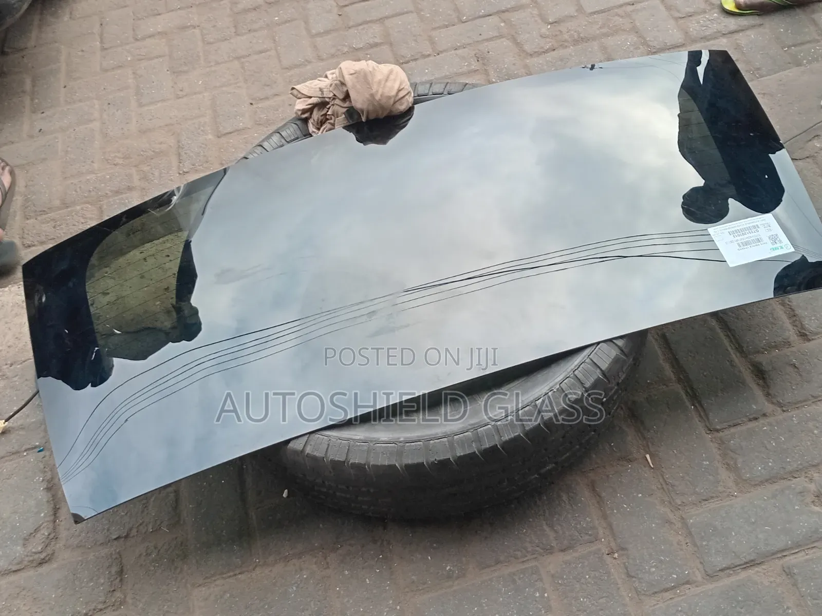 Toyota Voxy Back Glass 2007 - 2013 Model