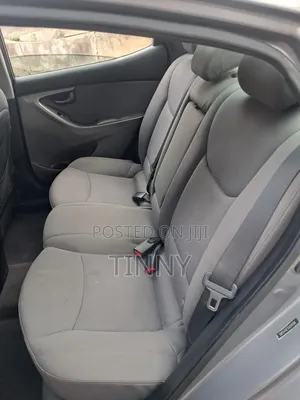 Hyundai Elantra GLS Sedan FWD (1.8L 4cyl 6A) 2013 Gray