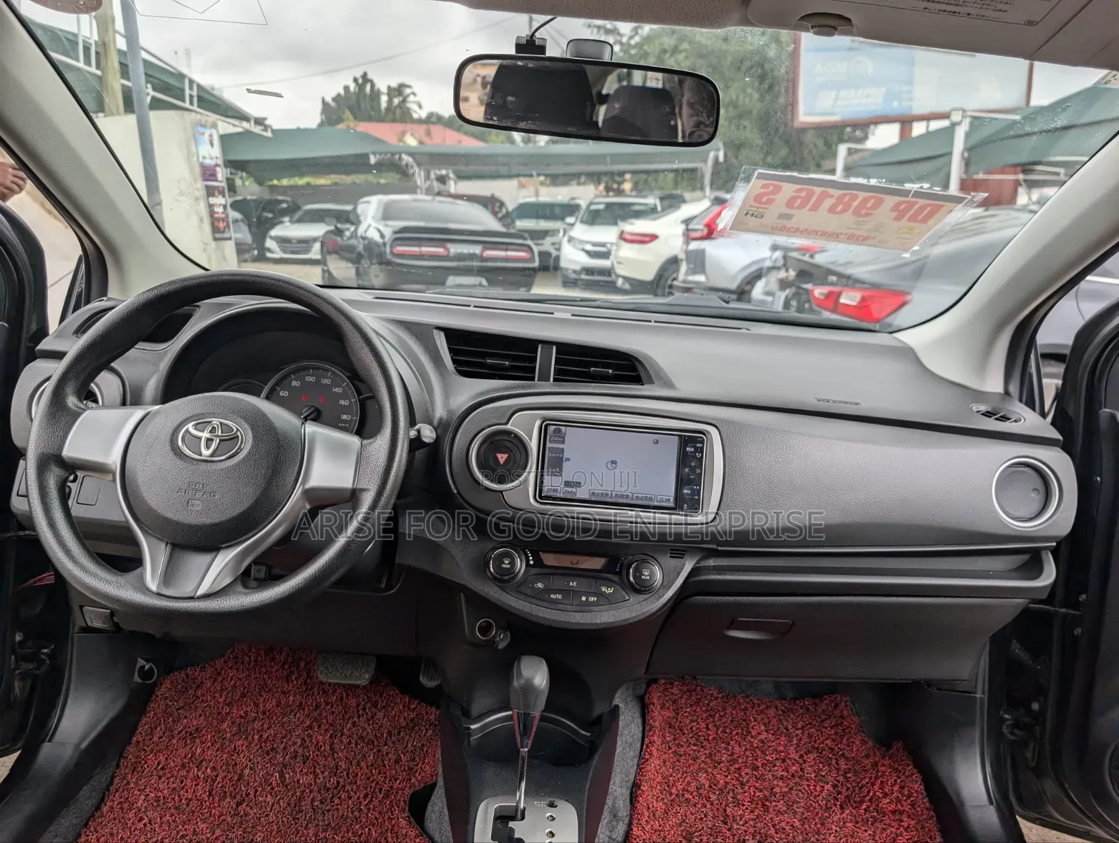 Toyota Vitz 1.5 FWD 5dr 2014 Black