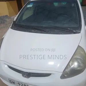 Honda Fit 2002 White