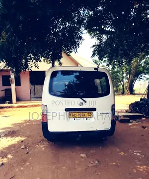 Nissan Caravan (Urvan) 2008 Green