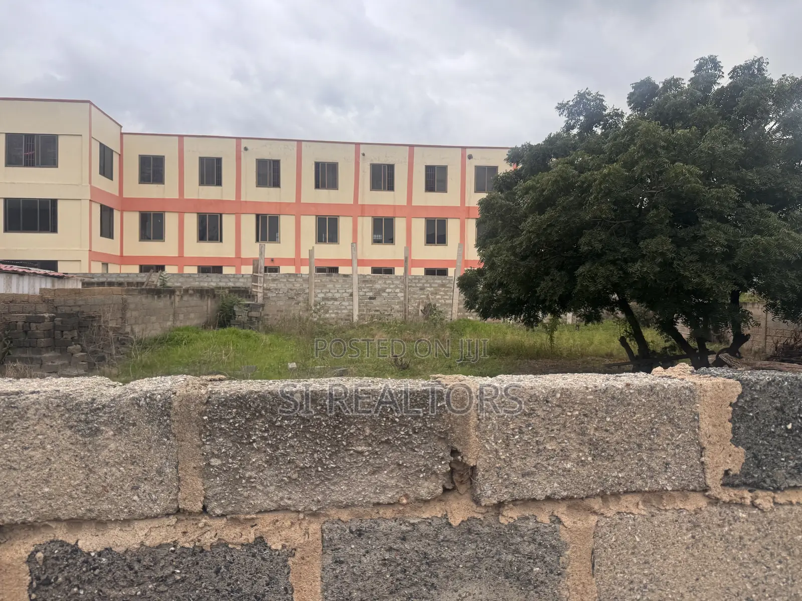 Titled Land in Spintex Selling