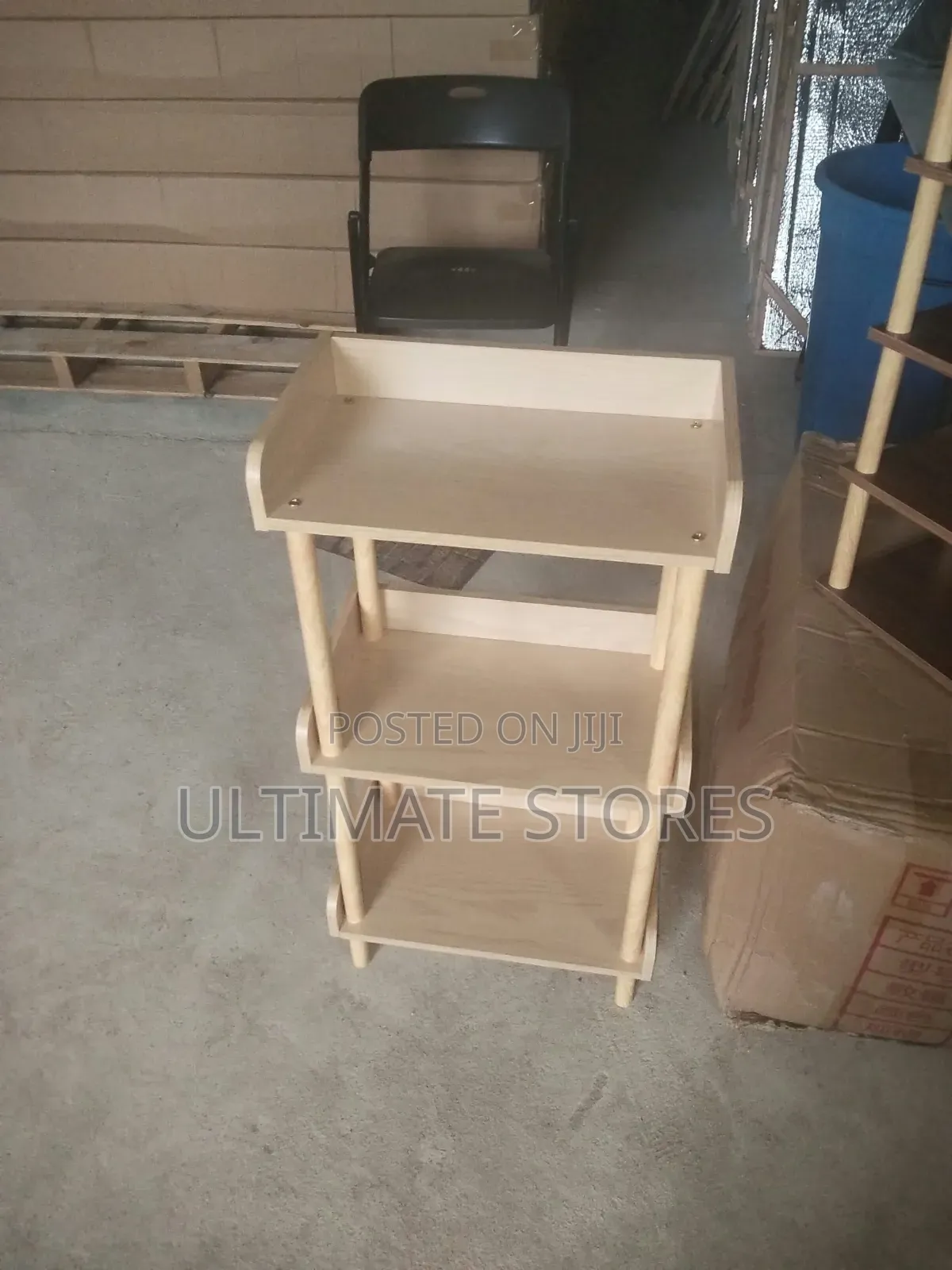 Beautiful Foreign Shoe Rack