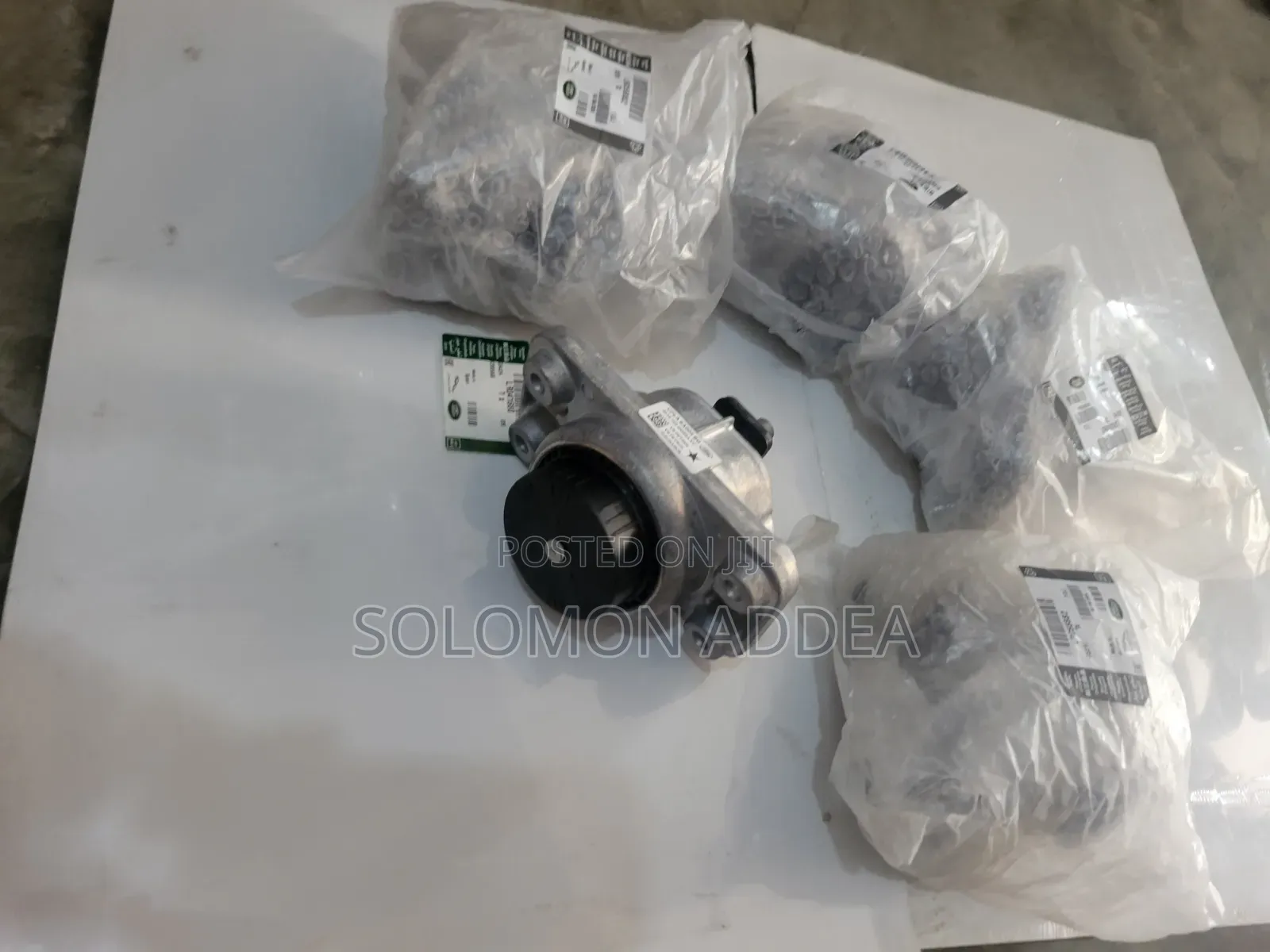 Genuine Range Rover Sport L494 / Discovery Engine Support Seat Mount